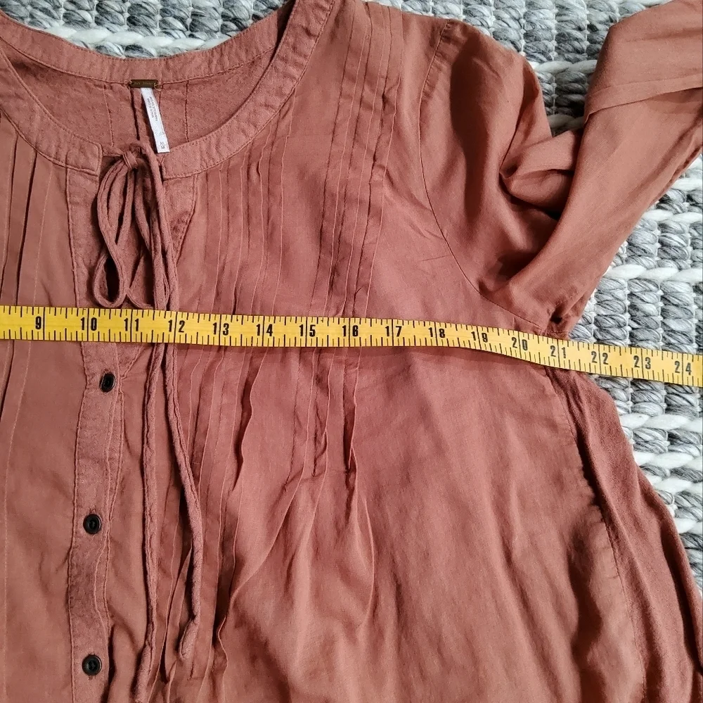 Free People Pleated Hi Low Sisters of Moon Blouse Size M